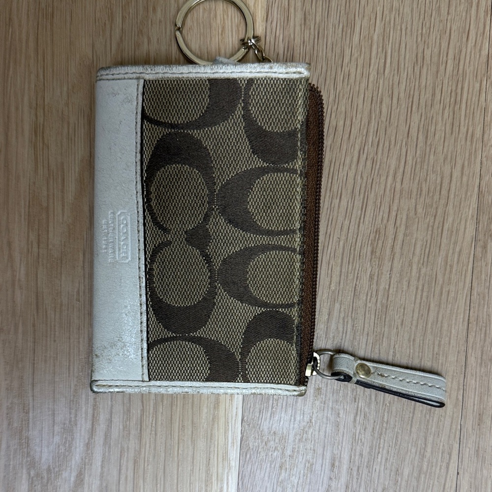 Coach Two-Tone Keychain Wallet - Cream and Brown